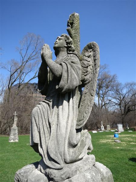 All_Saints_Parish_Cemetery_Chicago_IL_April_22nd_2013_cemetery_angel_kneeling_pray.jpg